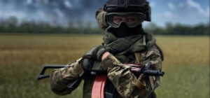 З 1 жовтня жінки-медики та фармацевти мають стати на військовий облік: чи зможуть вони виїхати за кордон