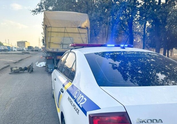 На Одещині в аваріях загинули водій мікроавтобуса та велосипедист. 