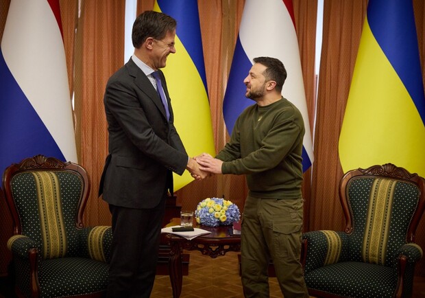 Володимир Зеленський в Одесі обговорив із прем'єр-міністром Нідерландів посилення ППО та захист зернових коридорів. 