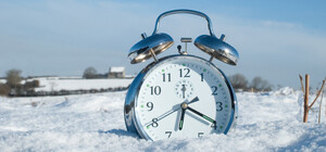 Переход на зимнее время 2023: когда нужно переводить стрелки часов