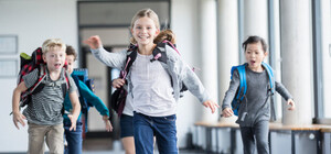 Одесские школьники ушли на каникулы, но не все