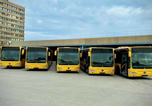 В Одессе заметили автобусы-гармошки. 
