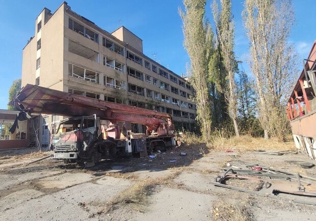 На Одещині підрахували розмір збитків від атаки РФ по судноремонтному заводу. 