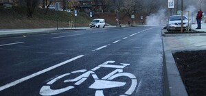 У Львові на одній з вулиць смугу громадського транспорту замінять велодоріжкою