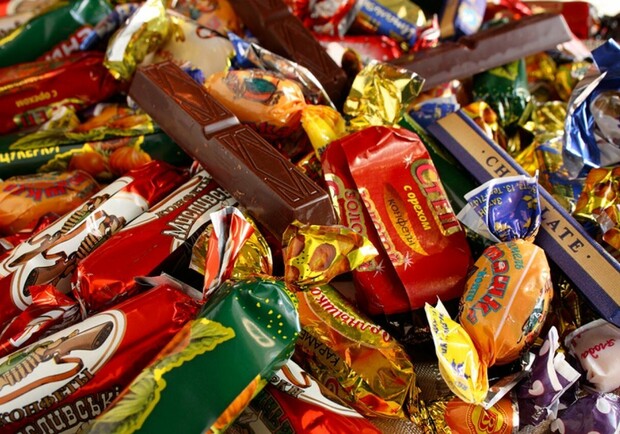 На Одещині купили новорічних цукерок на мільйони гривень. 