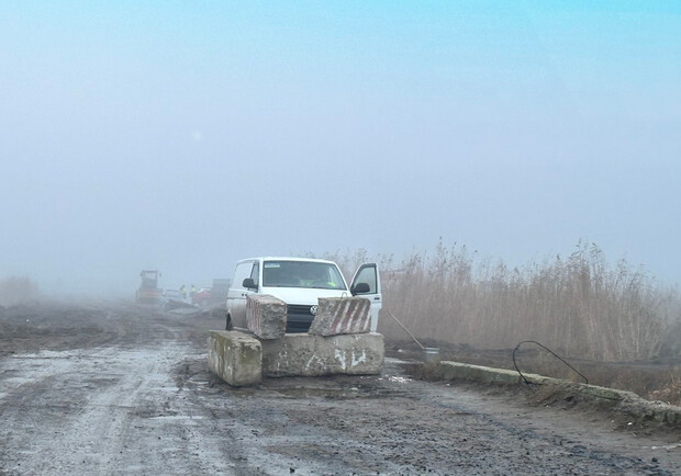Между Килией и Измаилом в Одесской области ремонтируют аварийный мост. 