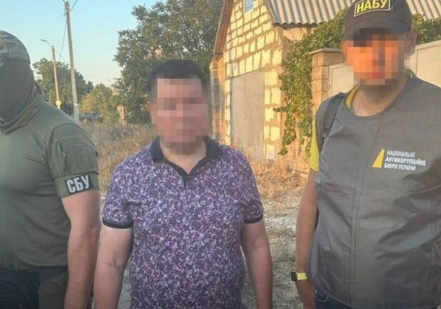 В Одесской области завершили расследование дела о получении главой райсуда взятки. 