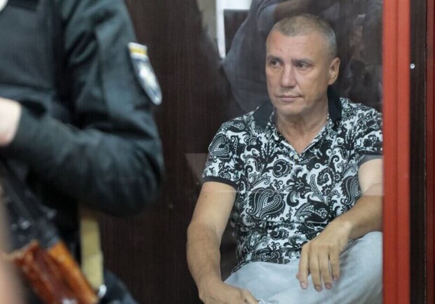 Суд залишив одеського екс-військкома Борисова під вартою. 