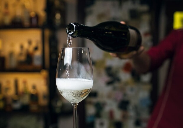 Виноробів з Одещини оштрафували майже на мільйон гривень через Prosecco. 