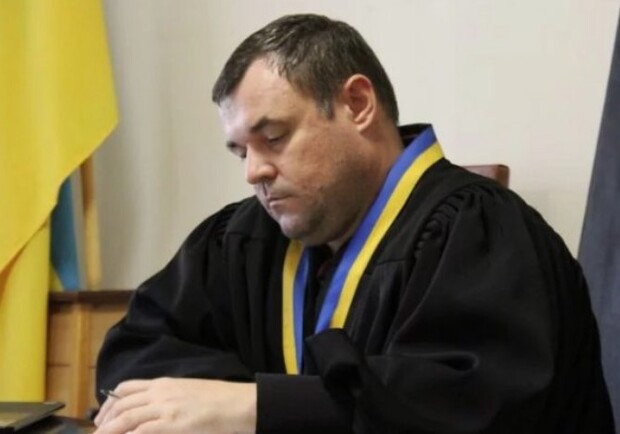 Вища рада правосуддя усунула від обов'язків одеського суддю. 