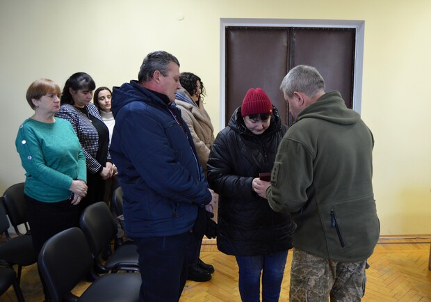В Одесской области вручили орден матери погибшего военнослужащего. 