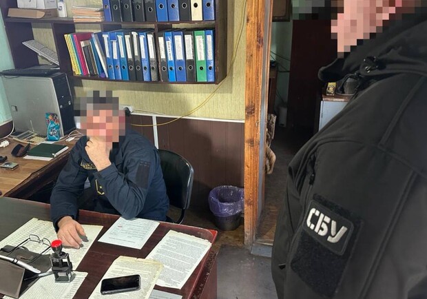 Инспектор Одесской таможни попался на коррупции. 