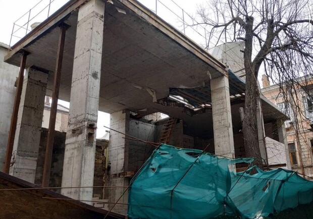 В центре Одессы остановили нахалстрой. 
