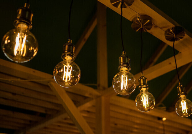 Відключення світла в Одесі: як сьогодні обмежуватимуть електрику. 