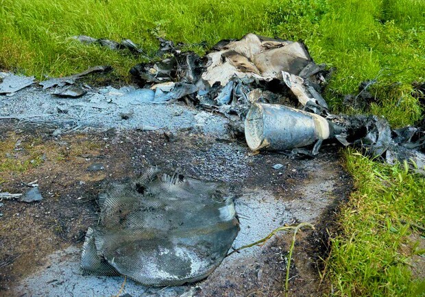 Над Одессой сбили вражеский БпЛА: Труханов показал фото уничтоженного дрона. 