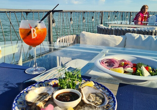 Кафе та ресторани в Одесі з гарним видом на море: частина друга. 