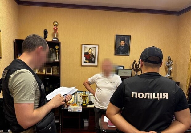 В Одесской области должностные лица требовали взятку за аренду недвижимости и земли возле трассы Одесса – Рени. 