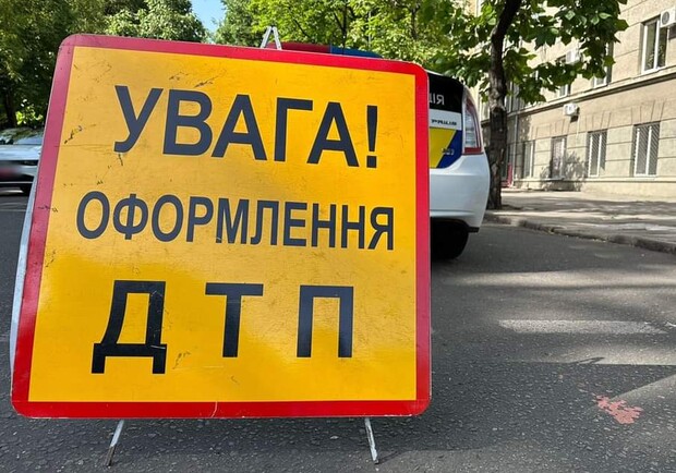 В центре Одессы легковушка на пешеходном переходе сбила женщину: что с пострадавшей. 