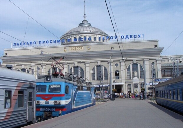В Одессе на станции "Одесса-Главная" погиб работник железной дороги. 