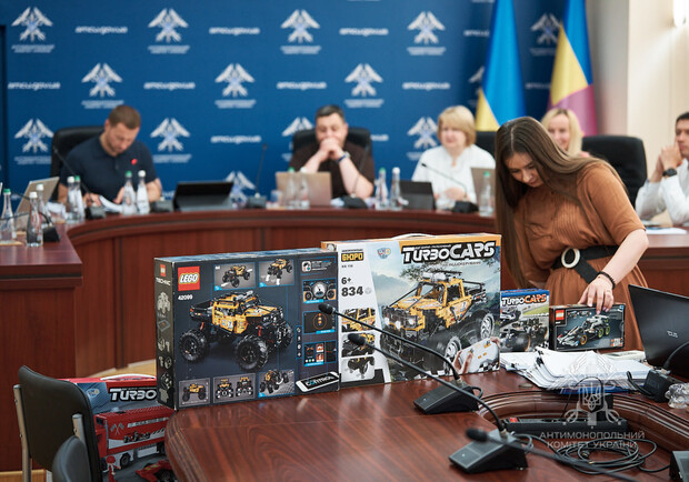 Одеська фірма позначала конструктори логотипом, подібним до LEGO: її серйозно оштрафували. 