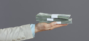 Курс валют в Украине 31 августа 2024: сколько стоит доллар и евро