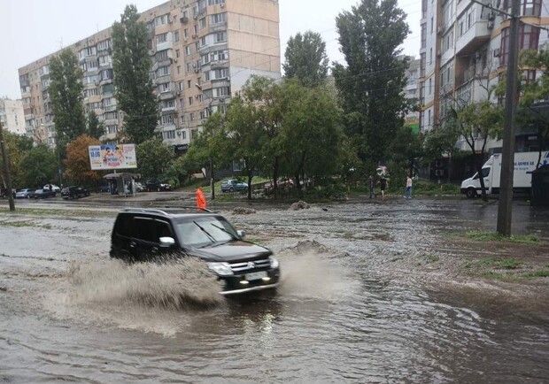 Внезапно: Кипер пообещал разобраться с ливневками в Одессе и обвинил во всем мэрию. 