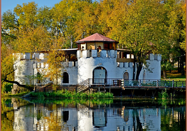 Дюковский парк пытаются вернуть городу. 