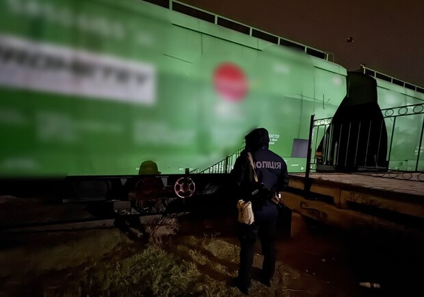 На станции Одесса-Восточная мужчина бросился под поезд. 