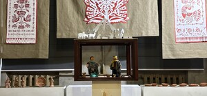 У Дніпрі в Літмузеї відкрився портал до Новорічної казки