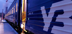 Между Закарпатьем и Одессой теперь курсирует поезд с детским вагоном