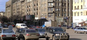 На улице Полтавский Шлях временно ограничили движение транспорта