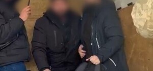 За кордон у схованці фургона: пенсіонера з Одеси судитимуть за переправлення чоловіків