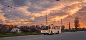 Как будет курсировать транспорт на кладбища в Запорожье в поминальные дни: расписание и маршруты
