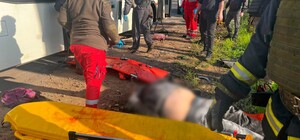 Зеленский об ударе по автобусу в Марганце: это военное преступление и сознательный террор против гражданских