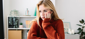 Получи ответ: какие проблемы могут возникнуть, если женщина не изменит фамилию после женитьбы