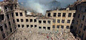 Россияне разбомбили школу Ломаченко в Белгороде-Днестровске: как отреагировал боксер