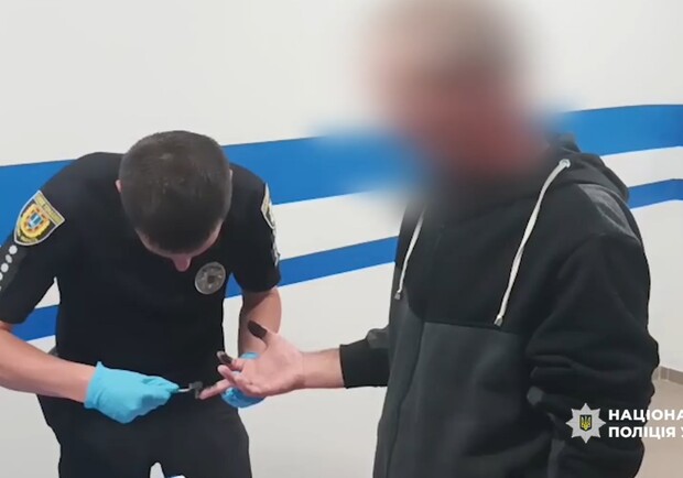 В Сергеевском обществе мужчина убил знакомого во время спора о воспитании детей: полиция задержала подозреваемого 