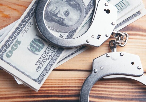 Обіцяв за 9 тисяч доларів влаштувати в СБУ, щоб уникнути мобілізації: в Одесі затримали підозрюваного у зловживанні впливом 