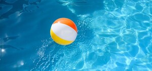 В Одесском районе в бассейне погибла двухлетняя девочка