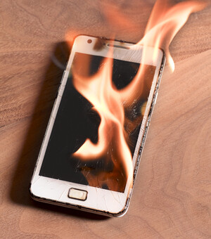 Як уберегти смартфон від перегріву влітку: прості поради для спекотної погоди