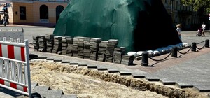 Розкопки в центрі Одеси: біля фунікулера виявили артефакти XIV століття