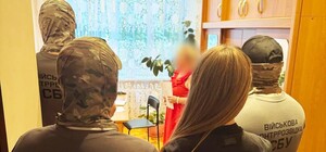 4,5 тисячі доларів за краще житло: на Одещині завідувачка гуртожитків вимагала хабар у військового