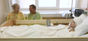 У Дніпрі рятують вагітну, яка вижила після удару по пологовому в Кам’янському