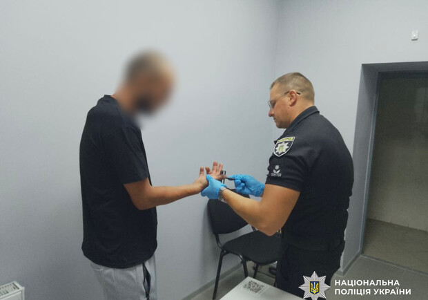 В Одесской области мужчина поджег знакомую — его уже задержали 