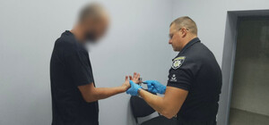 В Одесской области мужчина поджег знакомую — его уже задержали