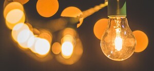 Пятница без электроэнергии: где в Одессе до вечера не будет света