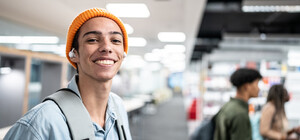 В Україні збираються дозволити виїзд за кордон хлопцям до 22 років