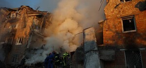 РФ массированно атаковала Киев дронами и ракетами, есть погибшие, среди них дети