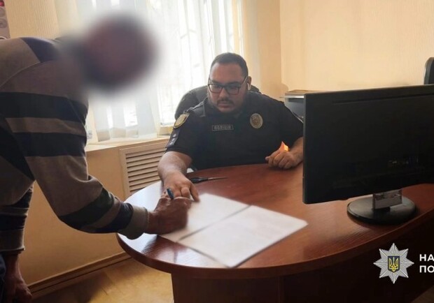 В Одессе мастеру сообщили о подозрении из-за возгорания нефтяного резервуара и загрязнения воздуха 