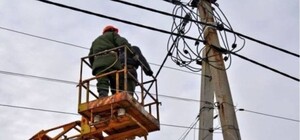 В Одесском районе возобновляют электроснабжение после атаки: энергетики работают круглосуточно